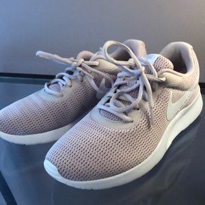 Pink Nike Tanjun